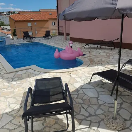 Apartments Cosic Klenovica Exterior photo
